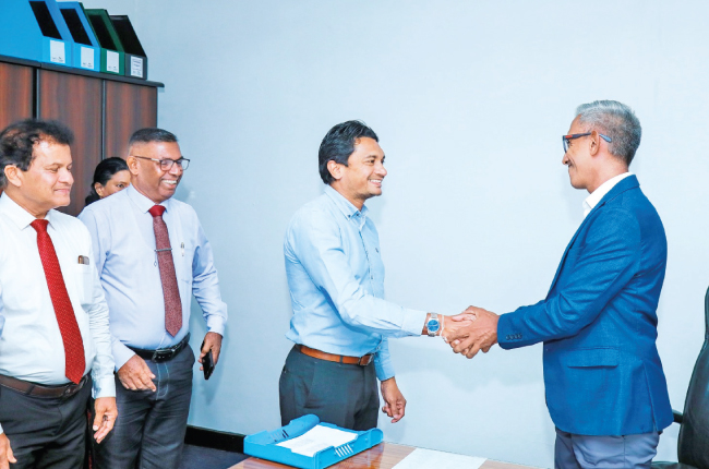 Yasas Hewage assumes duties as Chairman of IDB