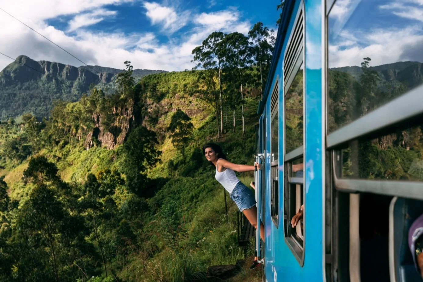 Sri Lanka sets $ 8 b tourism earnings target by 2030